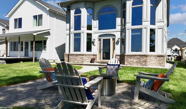 Property Photo:  10125 Saint John Drive  MI 48001 