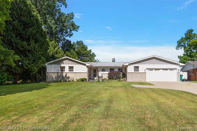 Property Photo: 9311 Whipple Shores Drive MI 48348