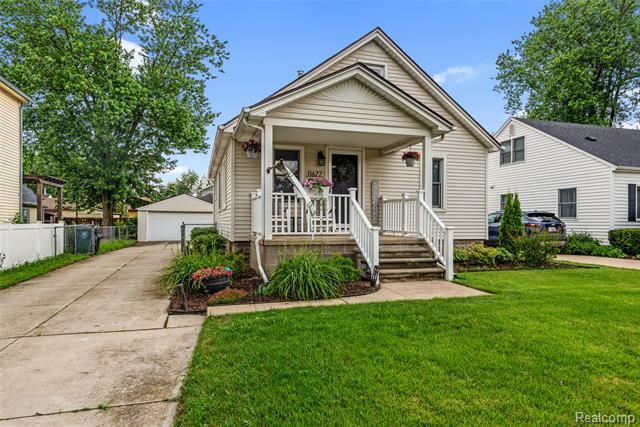 Property Photo: 11677 Brownell Avenue MI 48170