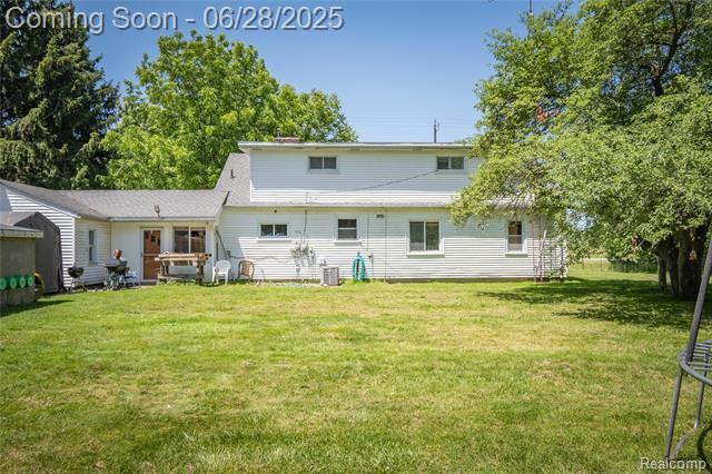 Property Photo: 6112 State Road MI 48059