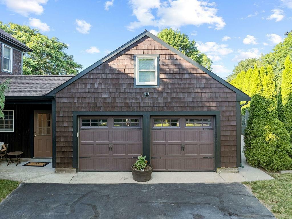 Property Photo:  127 Freeborn Street  RI 02871 
