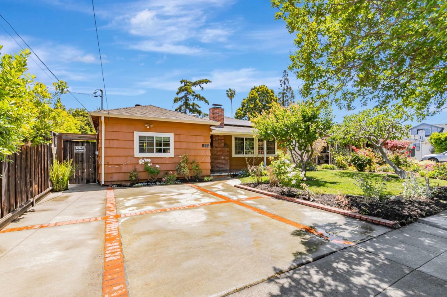 Property Photo:  580 North Bayview Avenue  CA 94085 