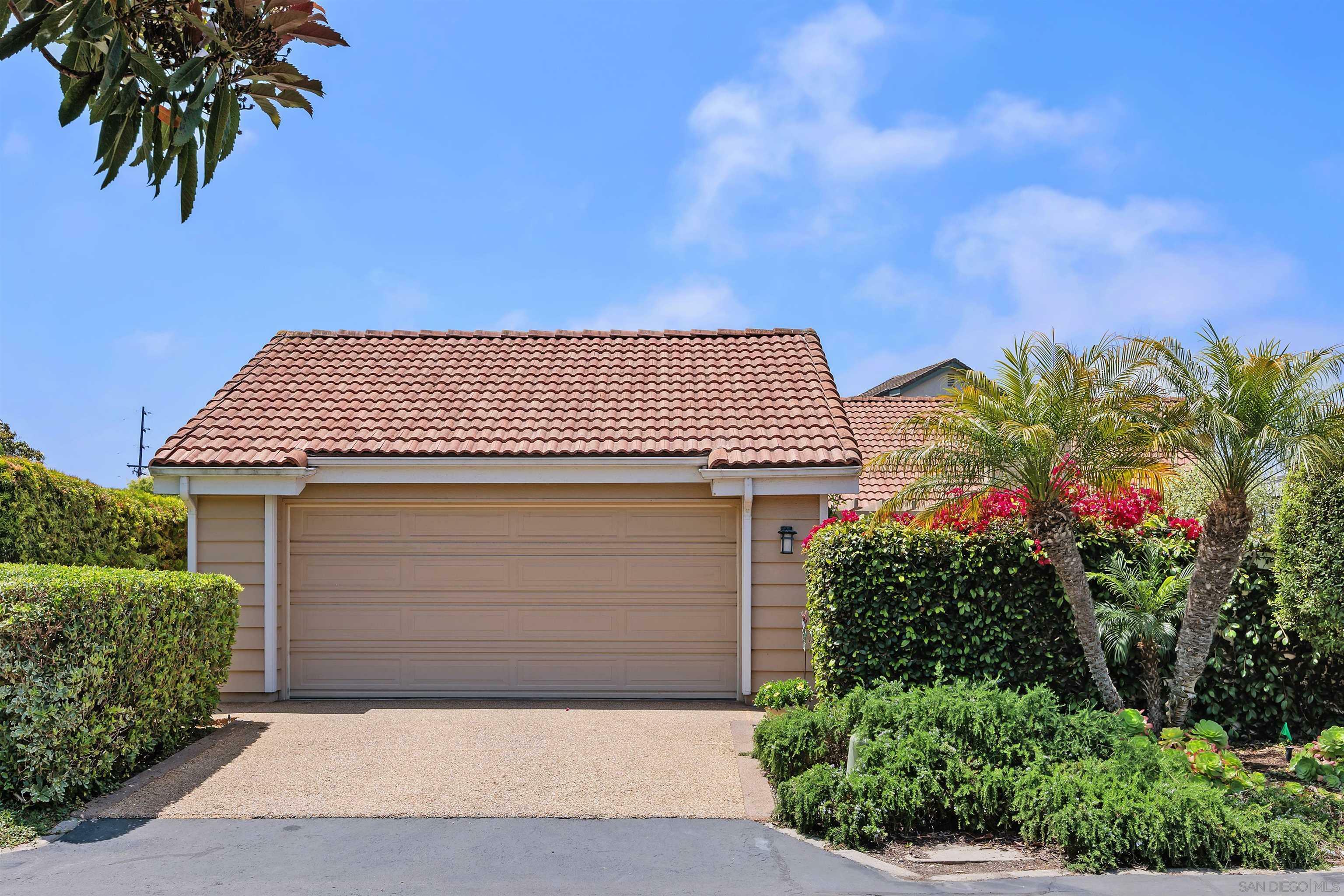 1728 Burgundy Rd.  Encinitas CA 92024 photo
