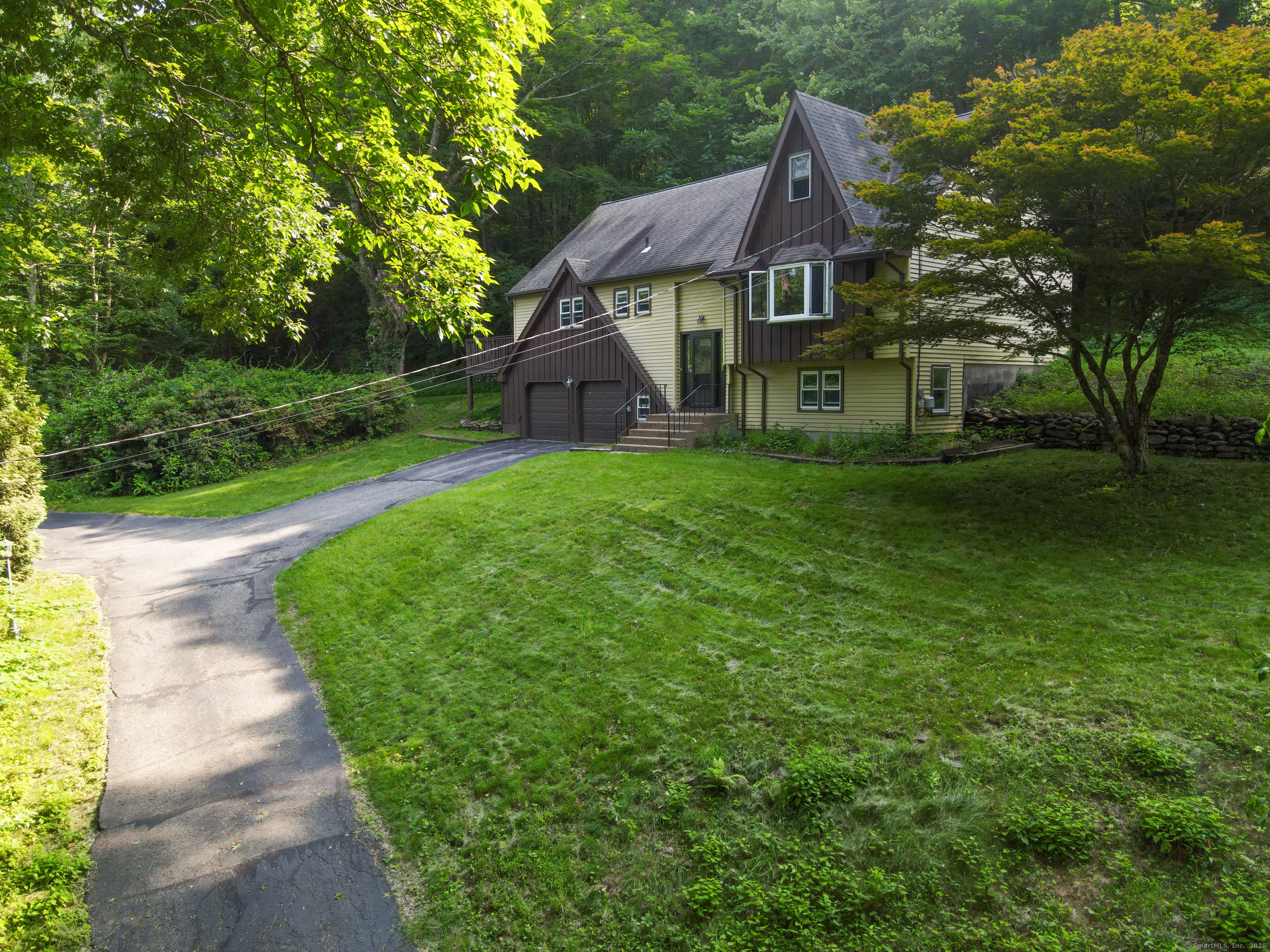 Property Photo: 166 South Main Street CT 06447