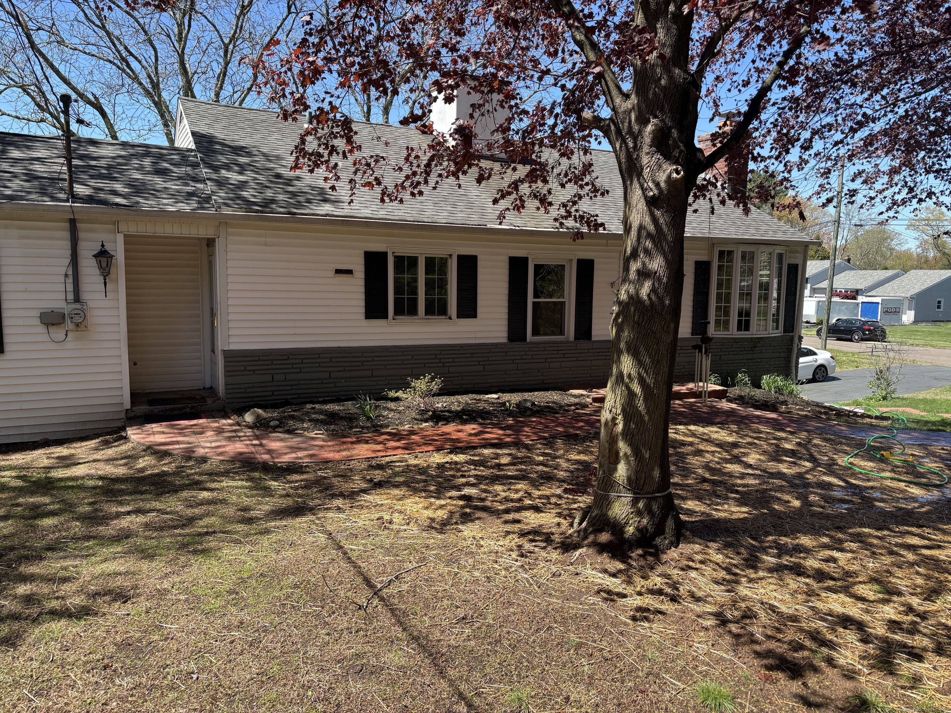 Property Photo:  69 Bassett Road  CT 06473 