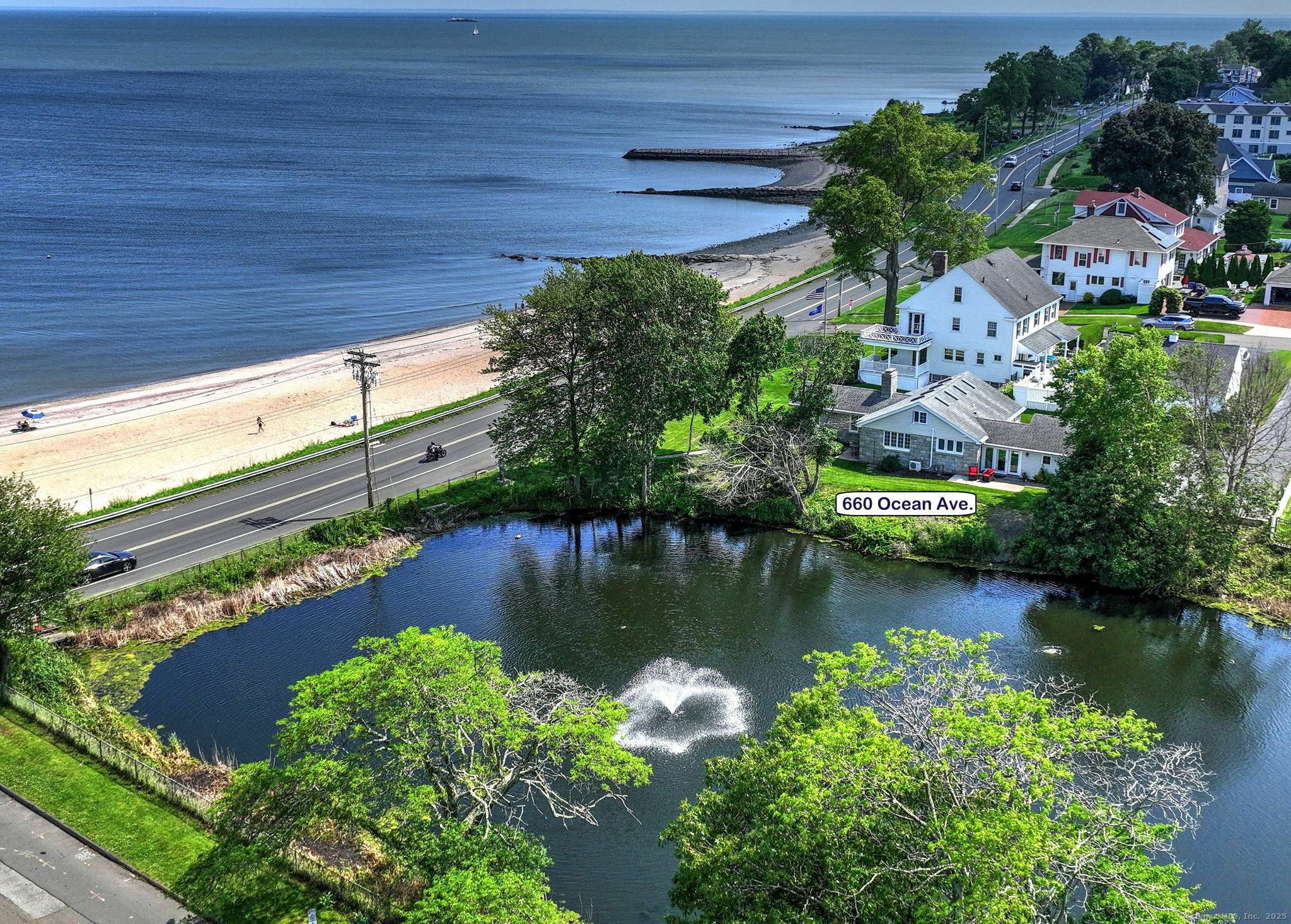 Property Photo: 660 Ocean Avenue CT 06516