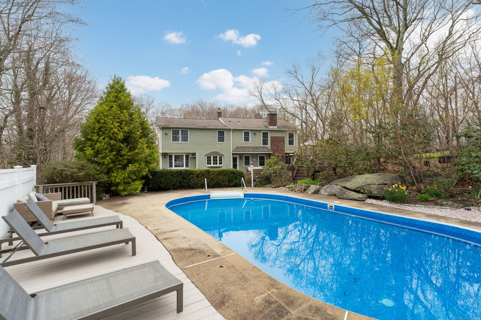 Property Photo:  60 Ledgeview Lane  CT 06437 