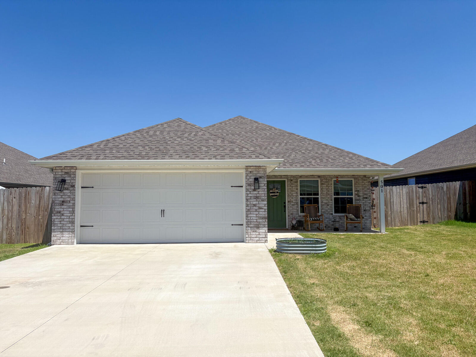 Property Photo:  501 Azalea Street  MO 64841 