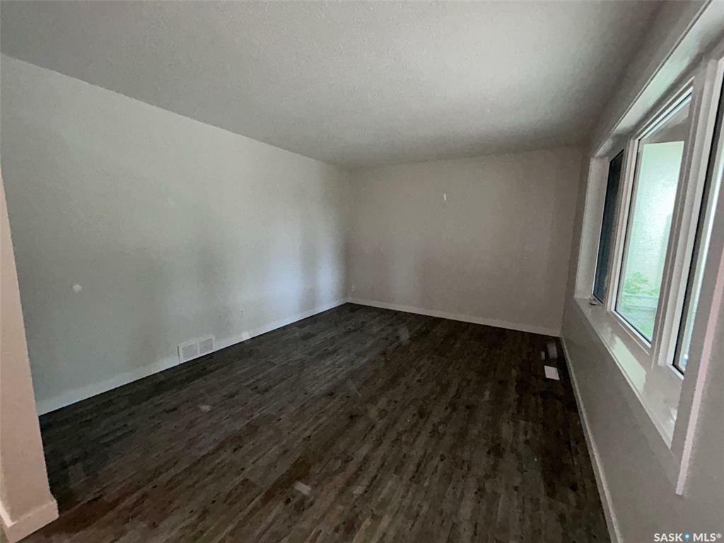 Photo de la propriété: 11357 Clark Drive B SK S9A 3P6