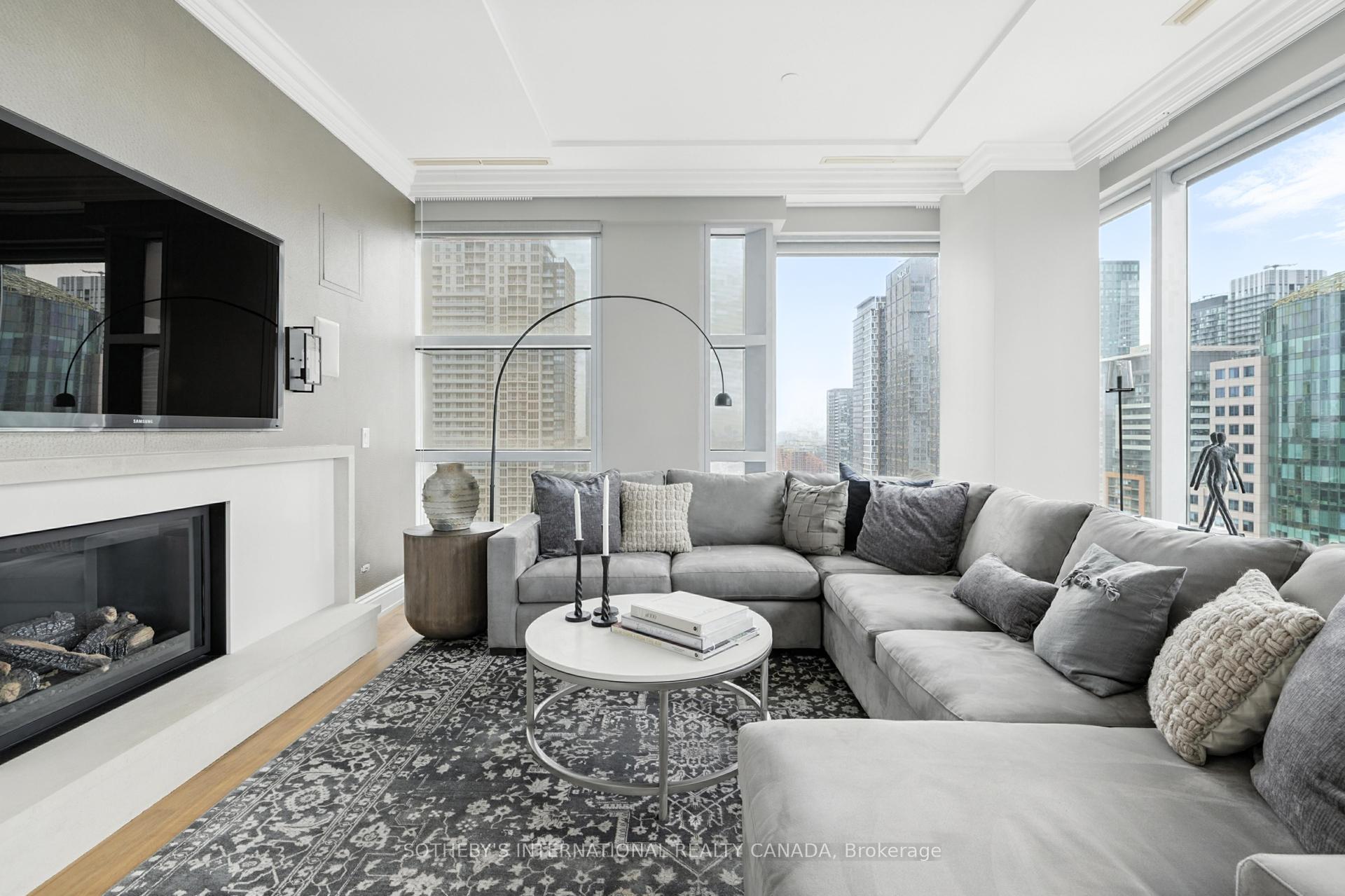 Property Photo: 183 Wellington Street W 2501 ON M5V 0A1
