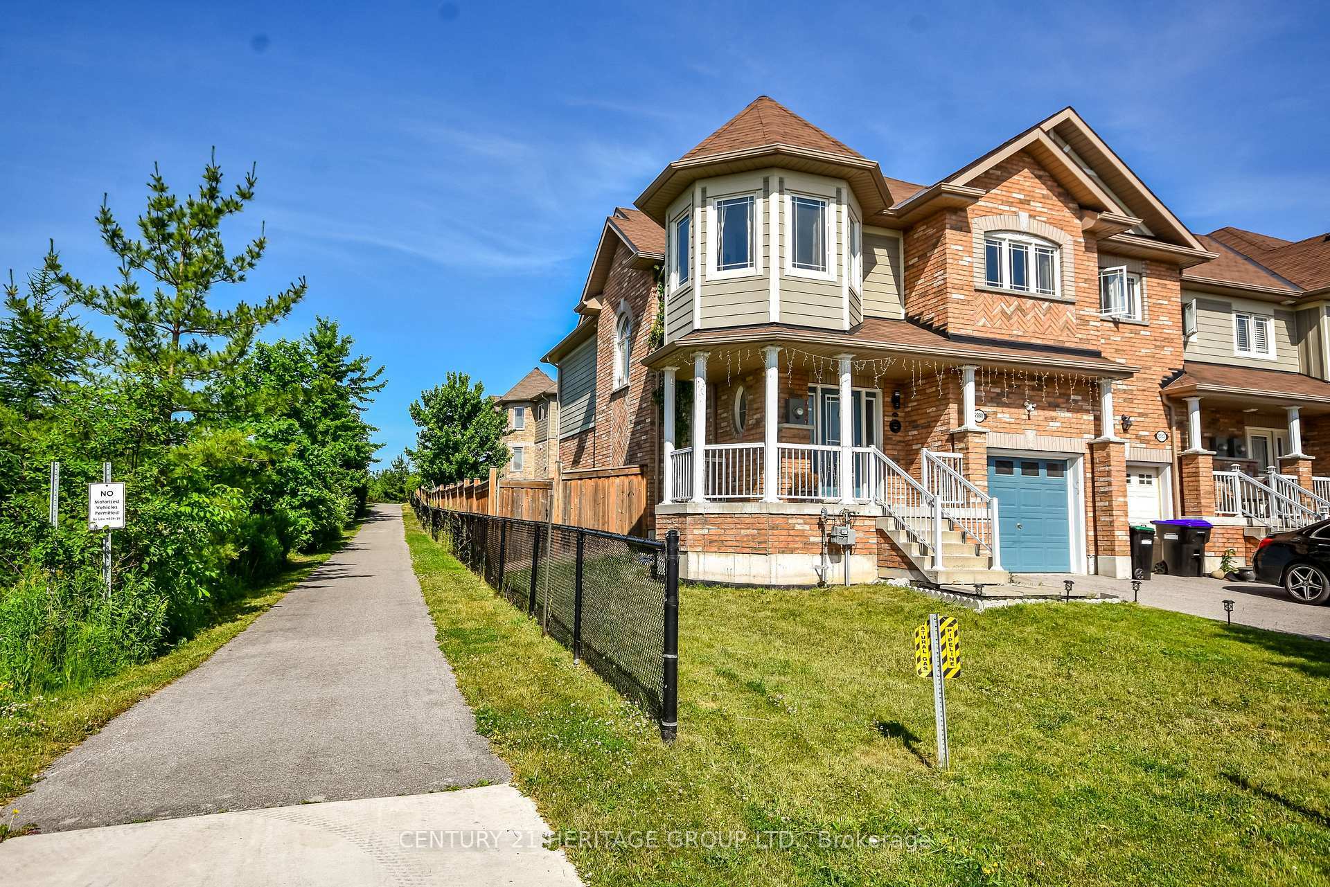 Photo de la propriété: 2080 Gibson Street ON L9S 0H4