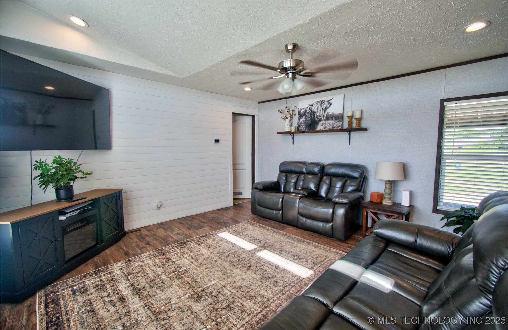 Property Photo: 114126 S 4203 Road OK 74426