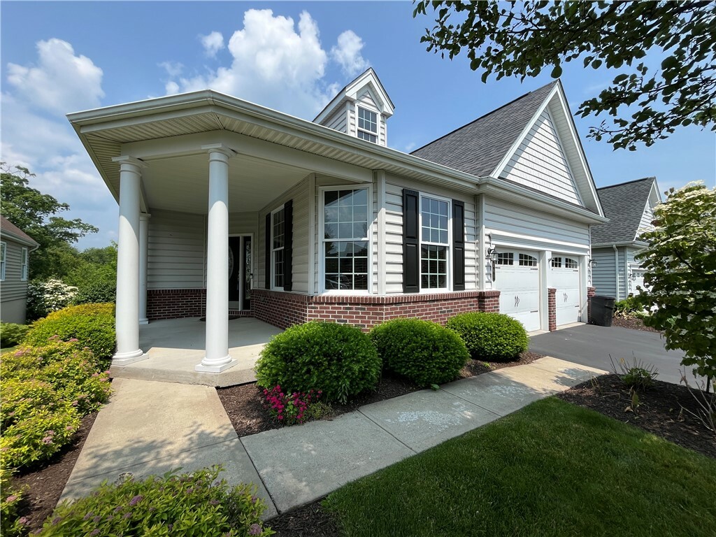 Property Photo: 261 Patriot Lane PA 15042