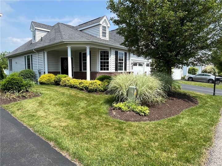Property Photo: 261 Patriot Lane PA 15042