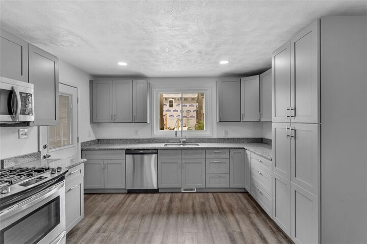 Property Photo: 16 4th Street PA 15215
