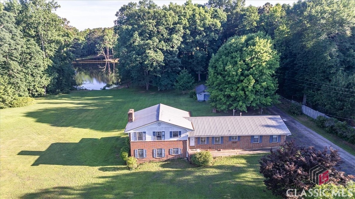 Property Photo: 11302 Jefferson Road GA 30607
