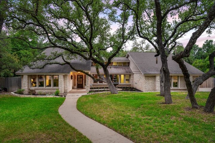 10601 Spicewood Parkway  Austin TX 78750 photo