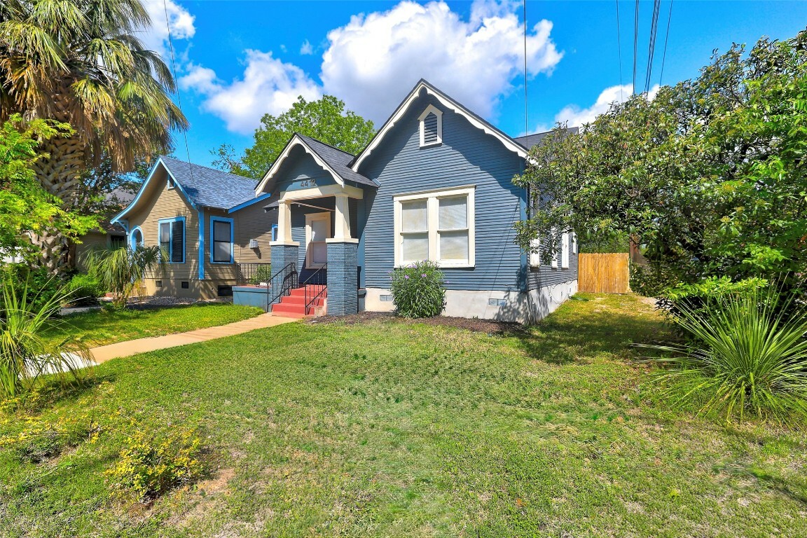 Property Photo: 4412 Red River Street TX 78751