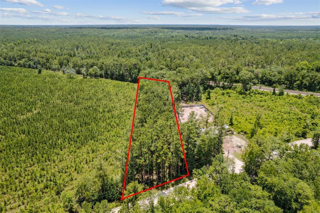 Property Photo: 28711 Tracy Road FL 32046