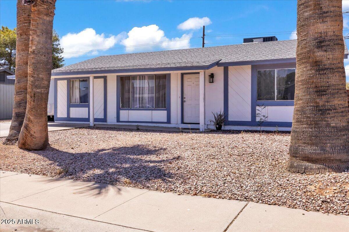 Property Photo:  2207 W Bentrup Street  AZ 85224 