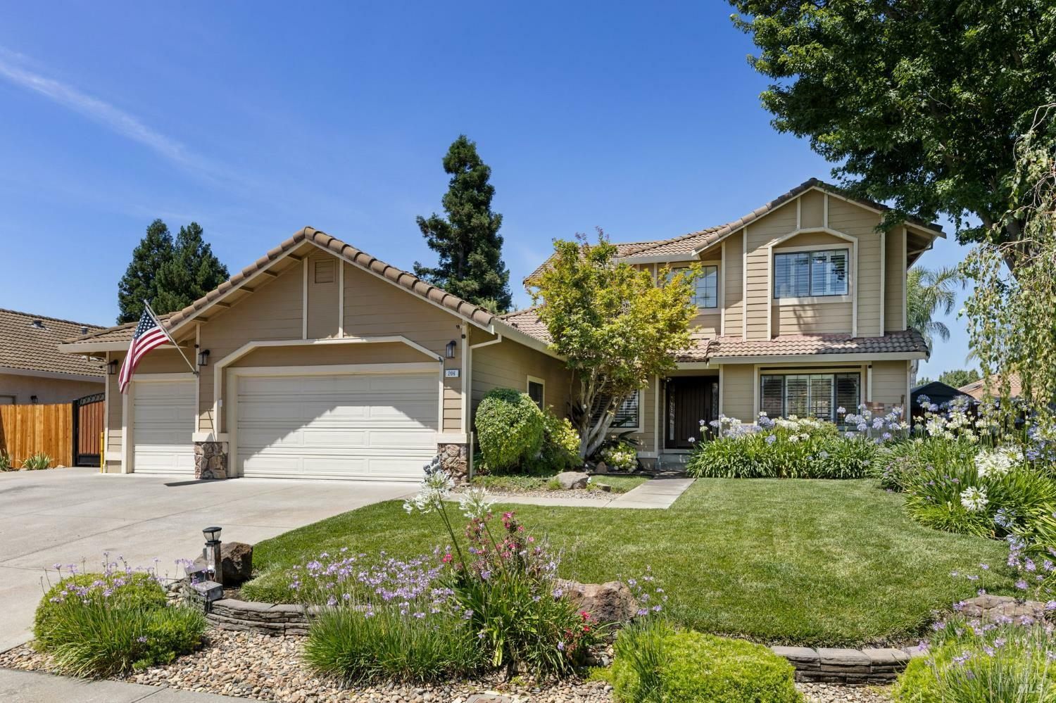 206 Willow Green Way  Vacaville CA 95687 photo