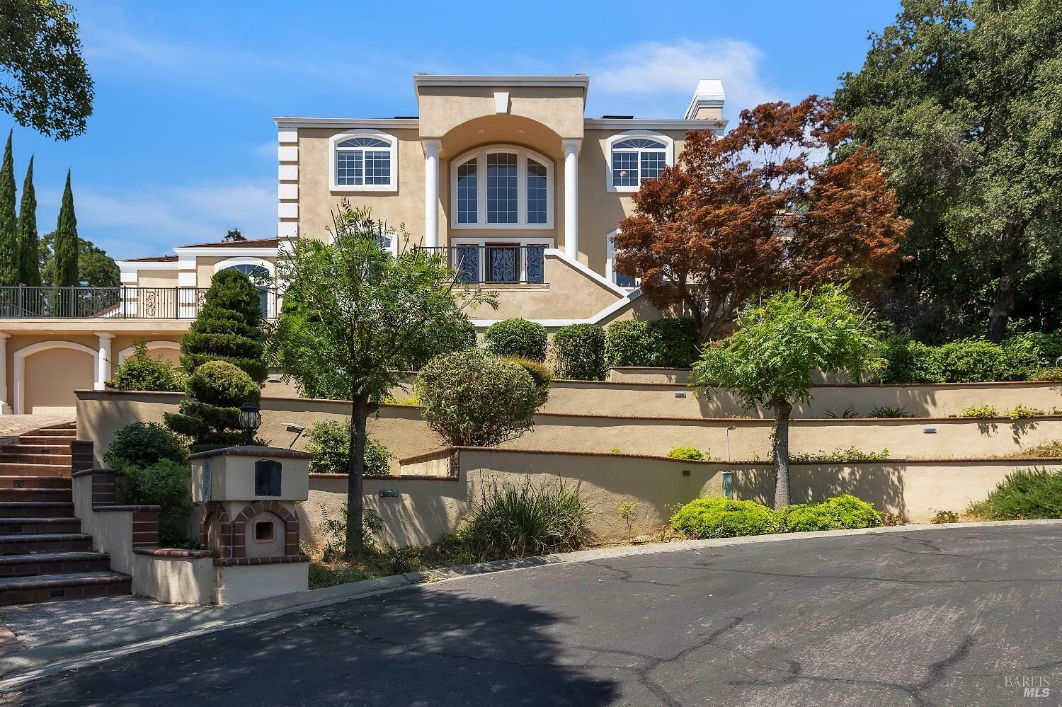 Property Photo: 955 Appleridge Place CA 94534