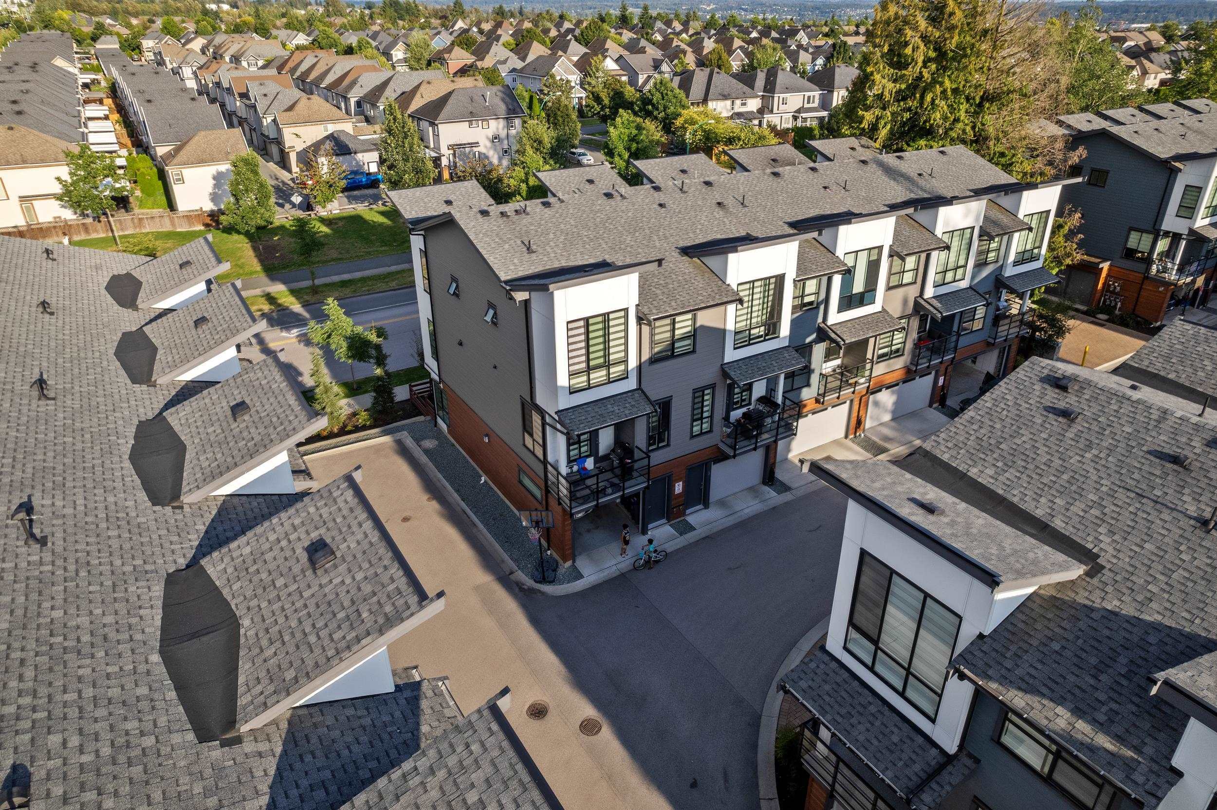 Property Photo:  7177 194A Street 10  BC V4N 6V6 