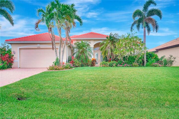 Property Photo:  3206 SW 4th Ln  FL 33991 