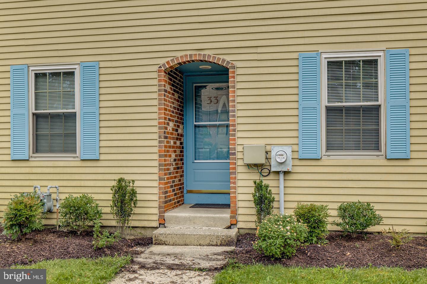 Property Photo: 33 Blackhawk Court NJ 08055