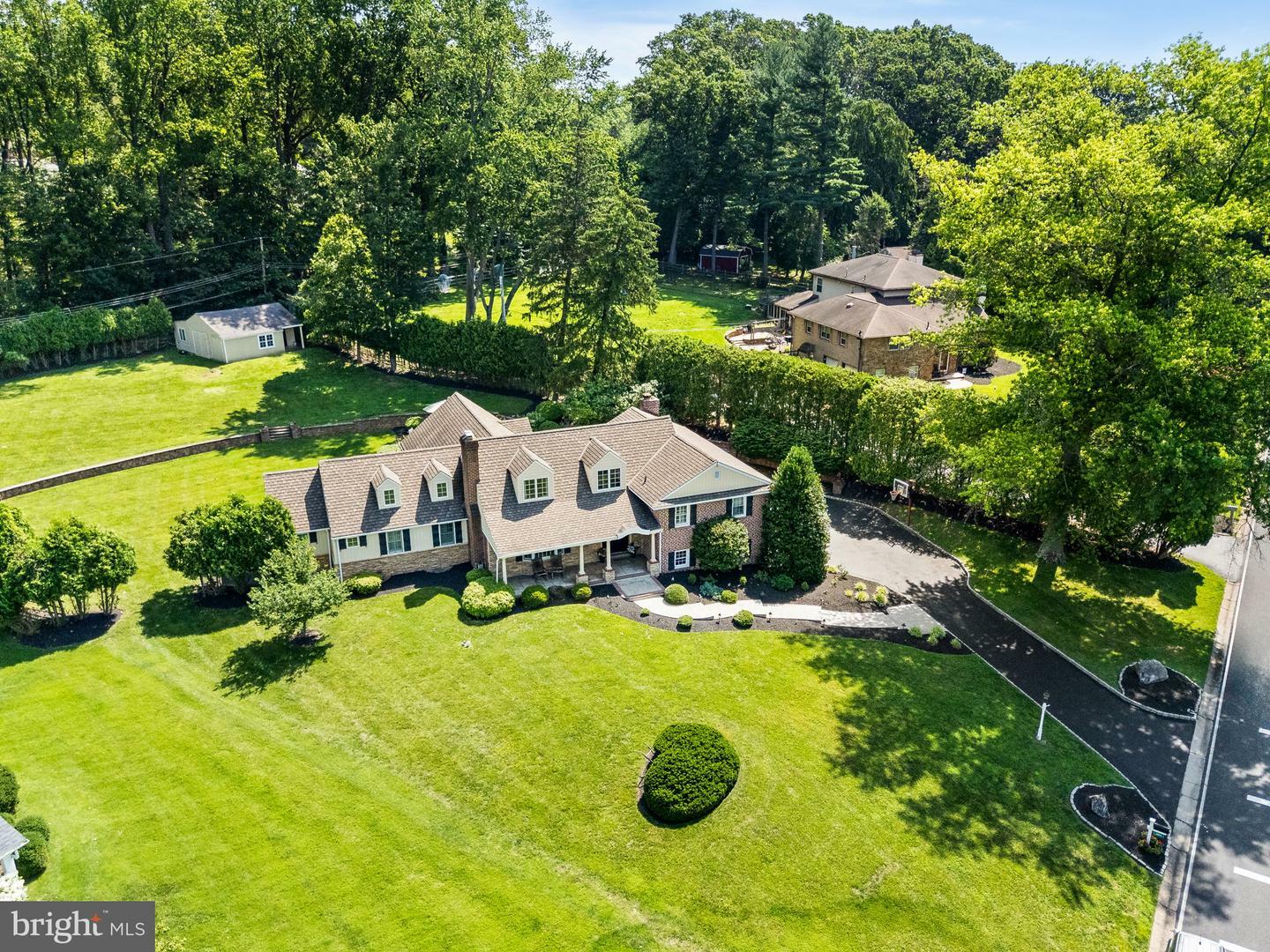 Property Photo: 2895 Gradyville Road PA 19008