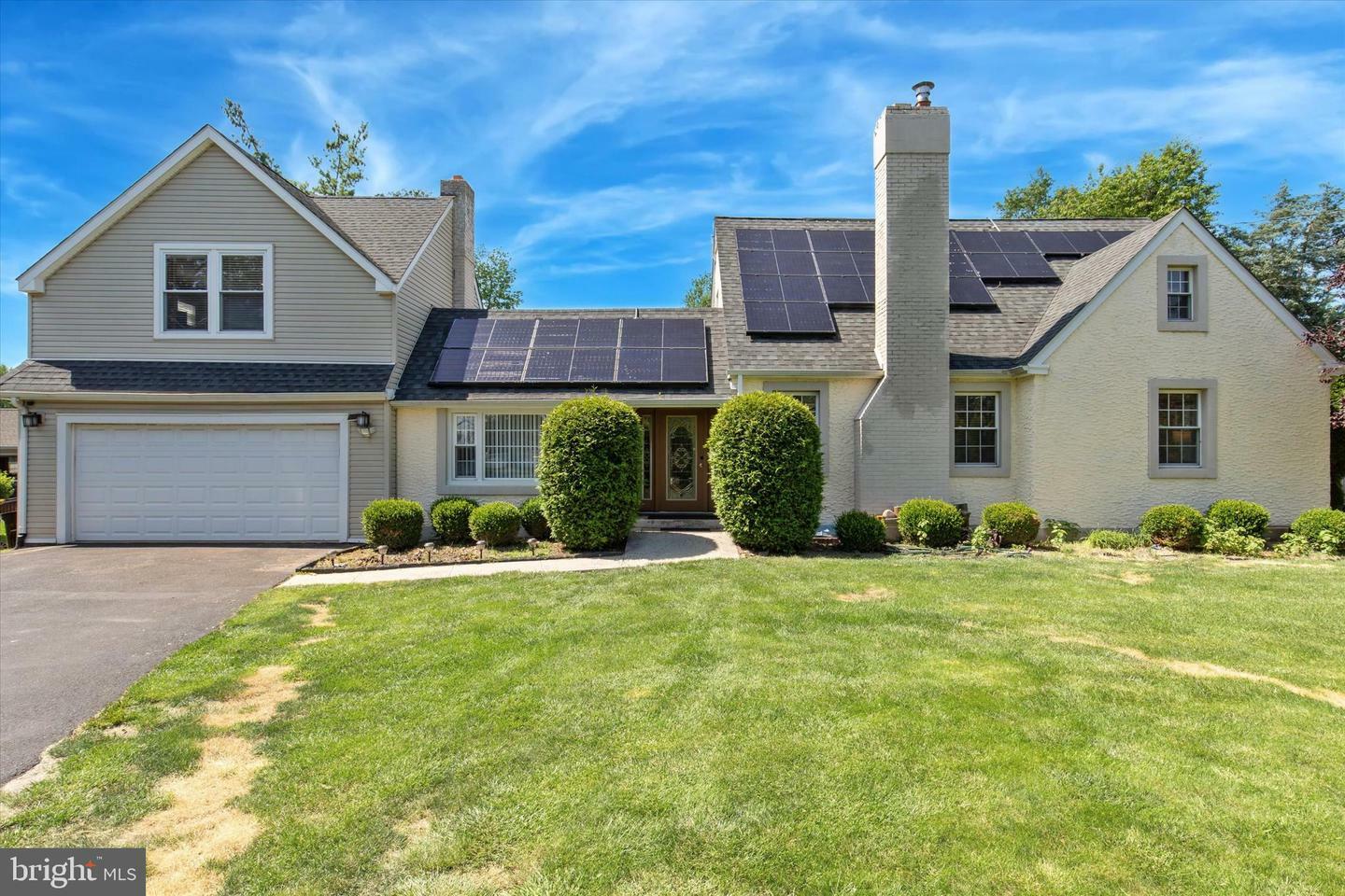 Property Photo: 530 Babylon Road PA 19002