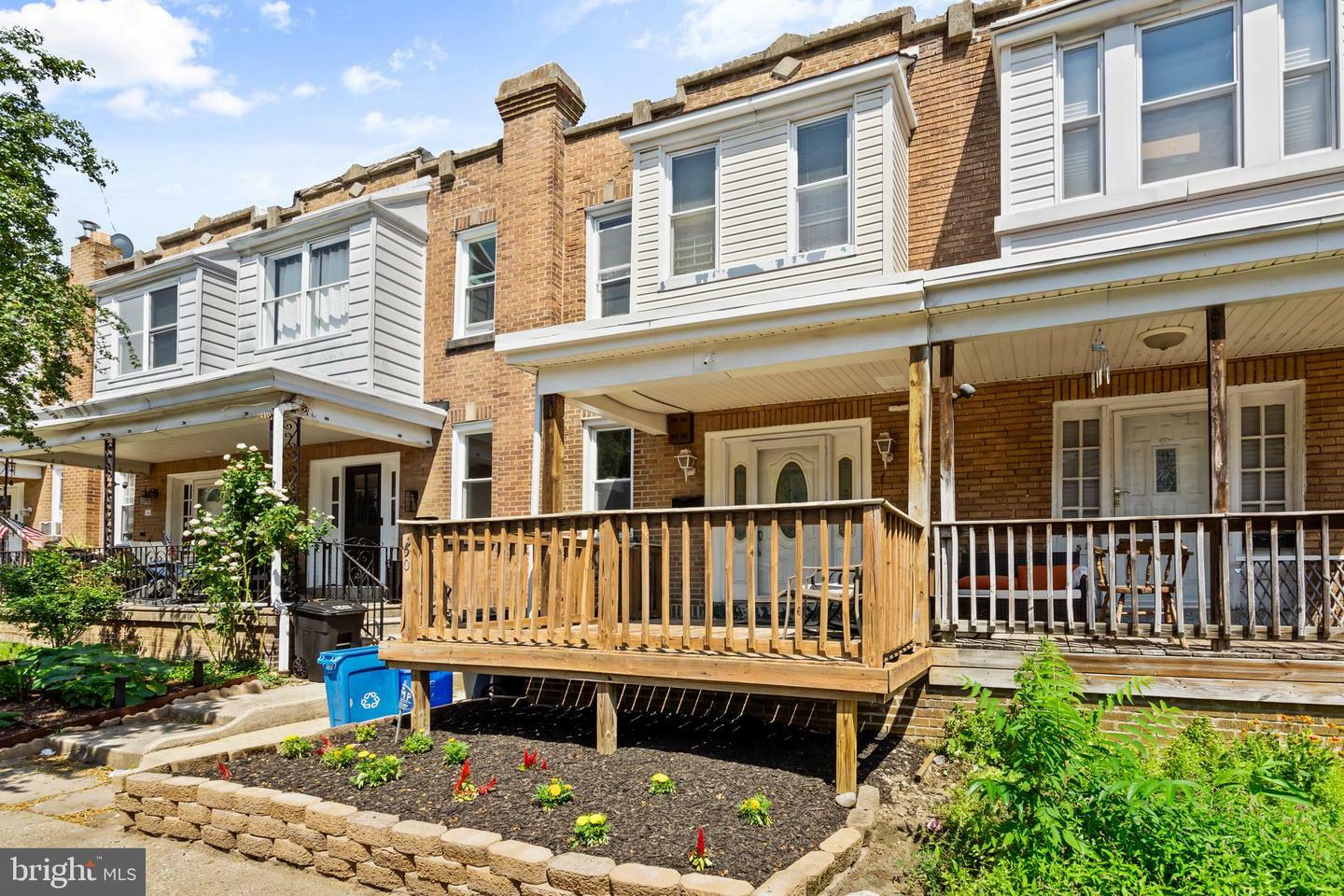 450 Markle Street  Philadelphia PA 19128 photo