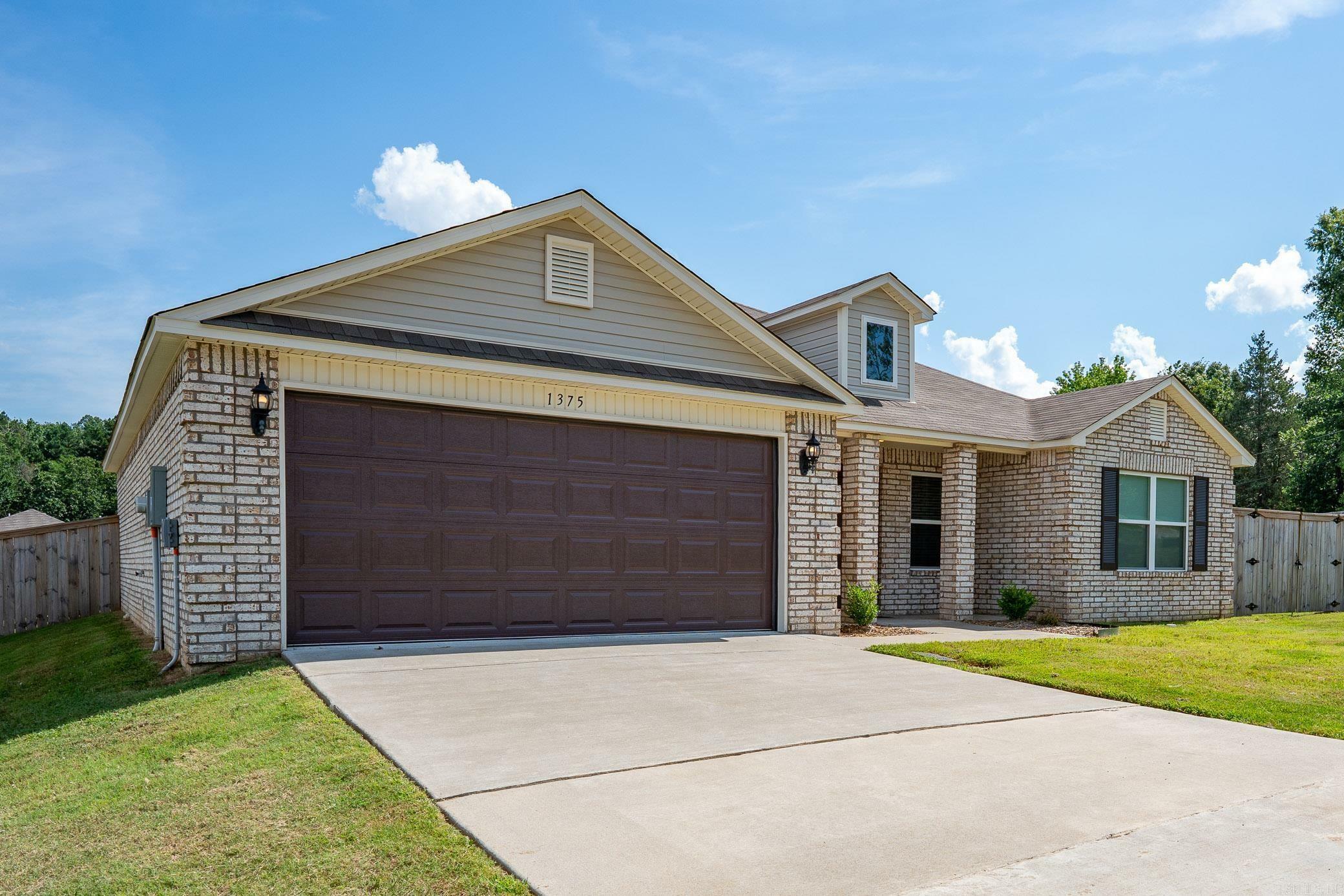 Property Photo: 1375 Lacroix Lane AR 72034