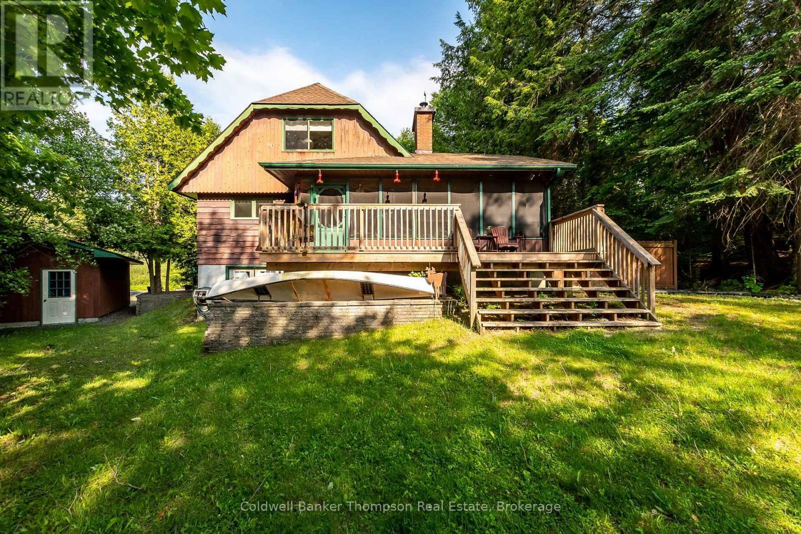 Photo de la propriété:  215 Ena Drive  ON P1H 2J4 