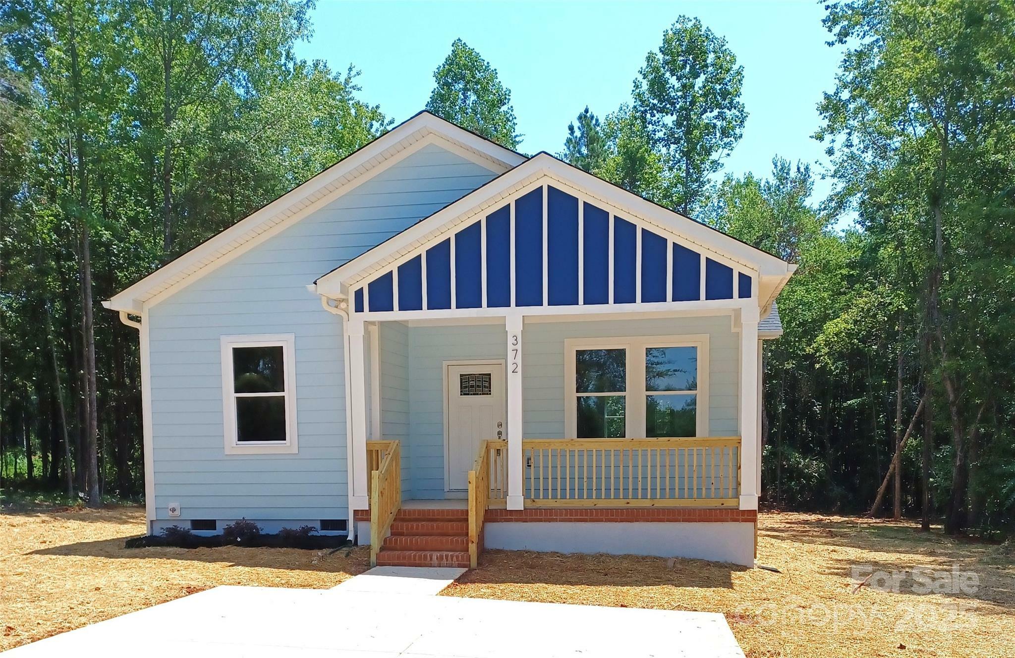Property Photo: 372 Lippard Farm Road NC 28625