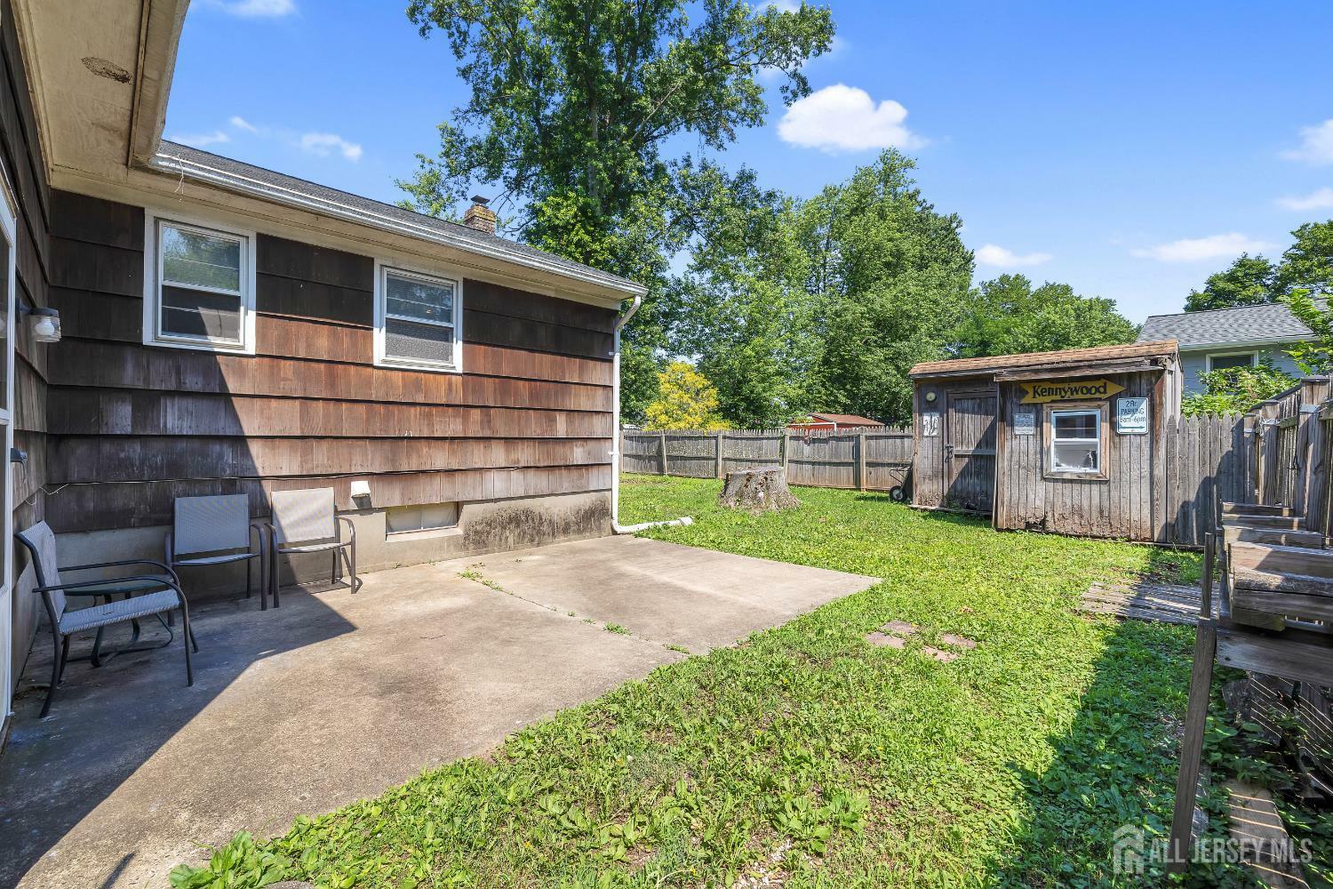Property Photo:  28 Lehigh Street  NJ 08812 