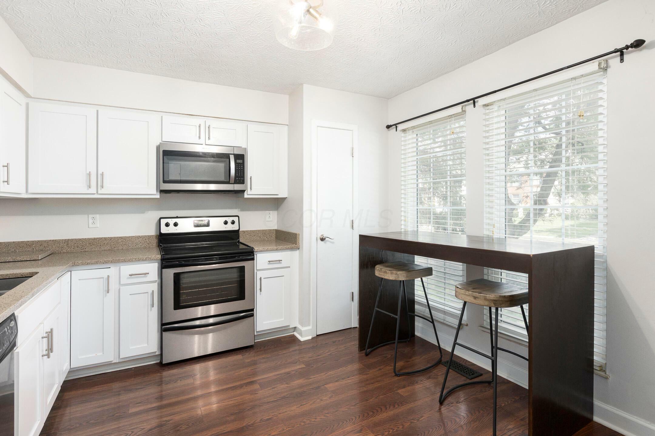 Property Photo:  1231 Pennsylvania Avenue  OH 43201 