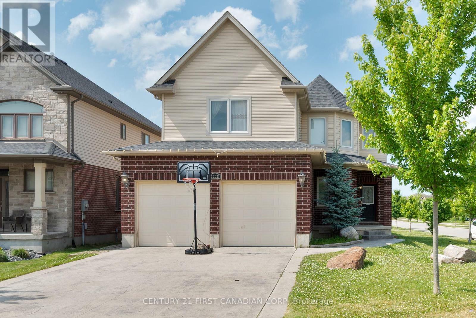 Property Photo: 3338 Jinnies Way ON N6L 0C5