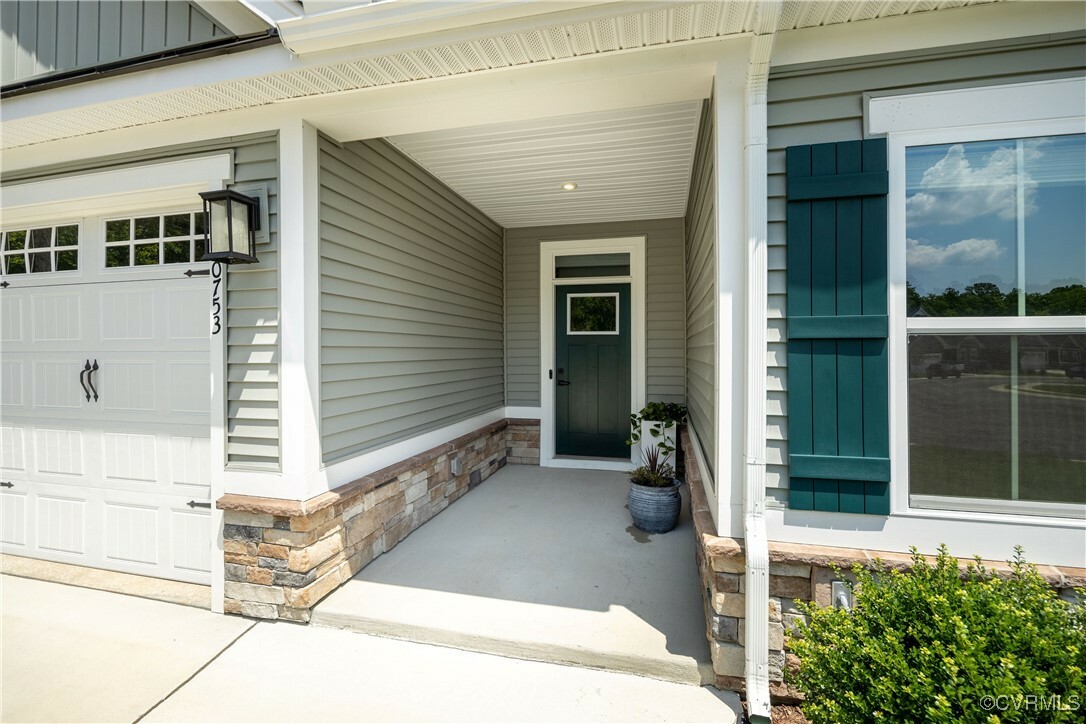 Property Photo:  10753 Chase Grove Lane  VA 23060 