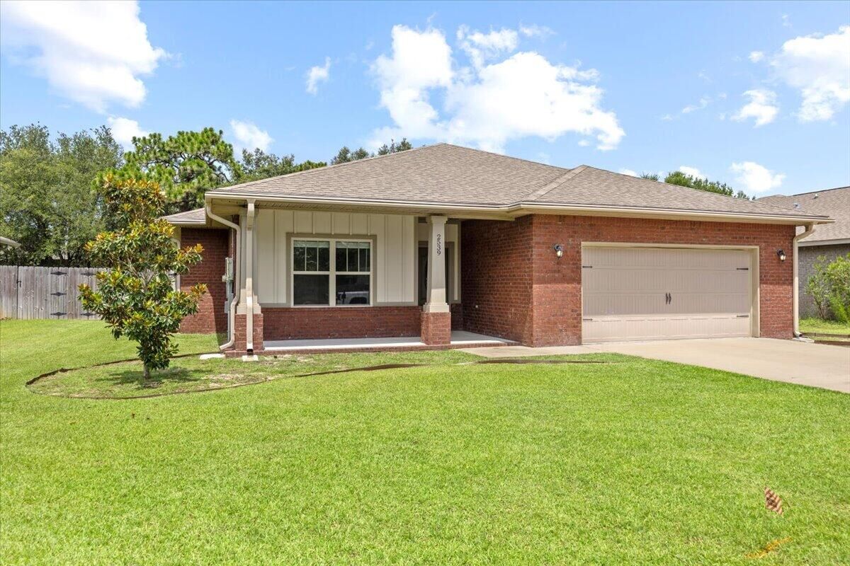 Property Photo:  2539 Tree Feather Court Court  FL 32566 