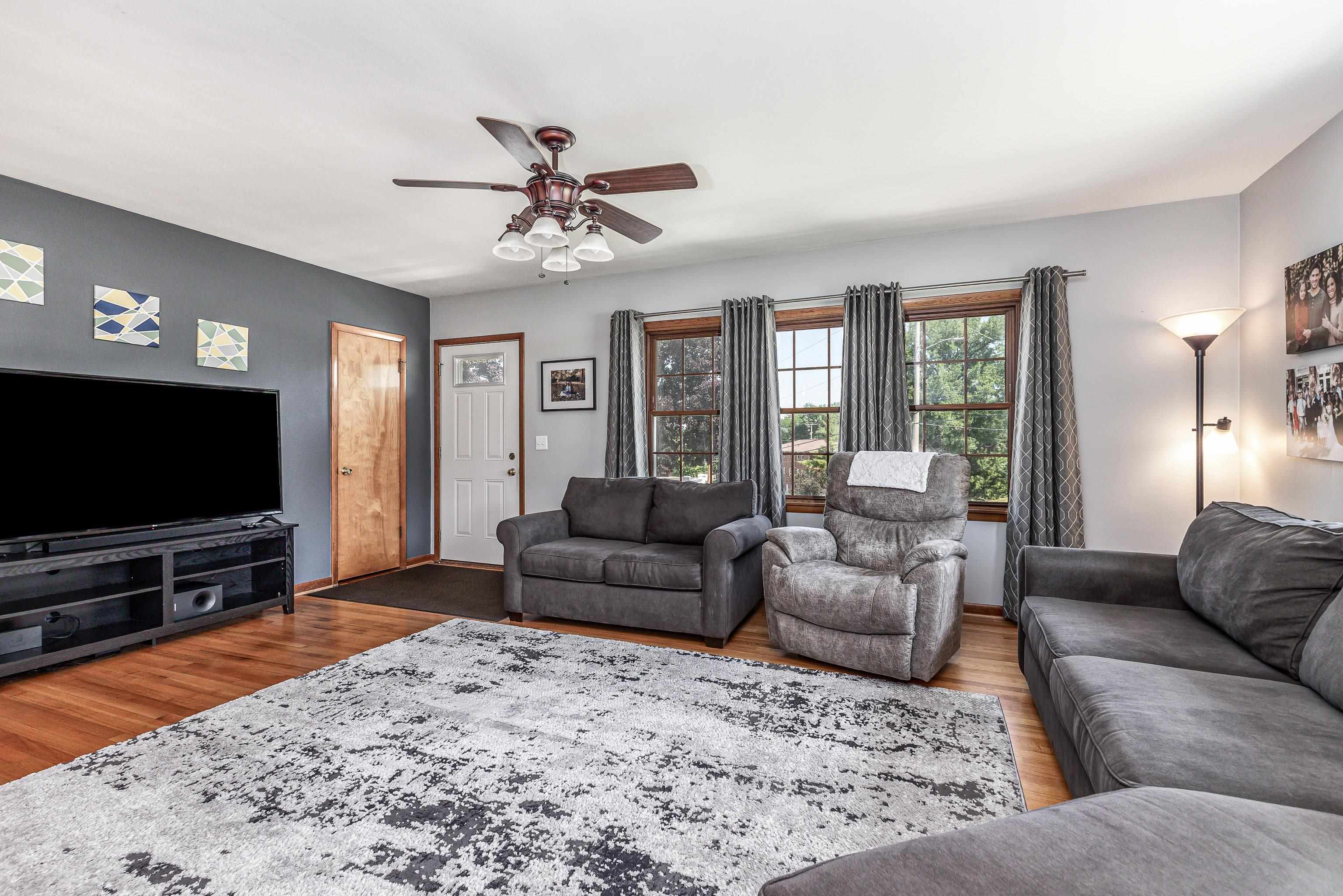 Property Photo: 3006 Westmore Drive IA 52001