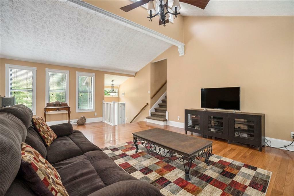 Property Photo:  1105 Tom Lane Lane  GA 30066 