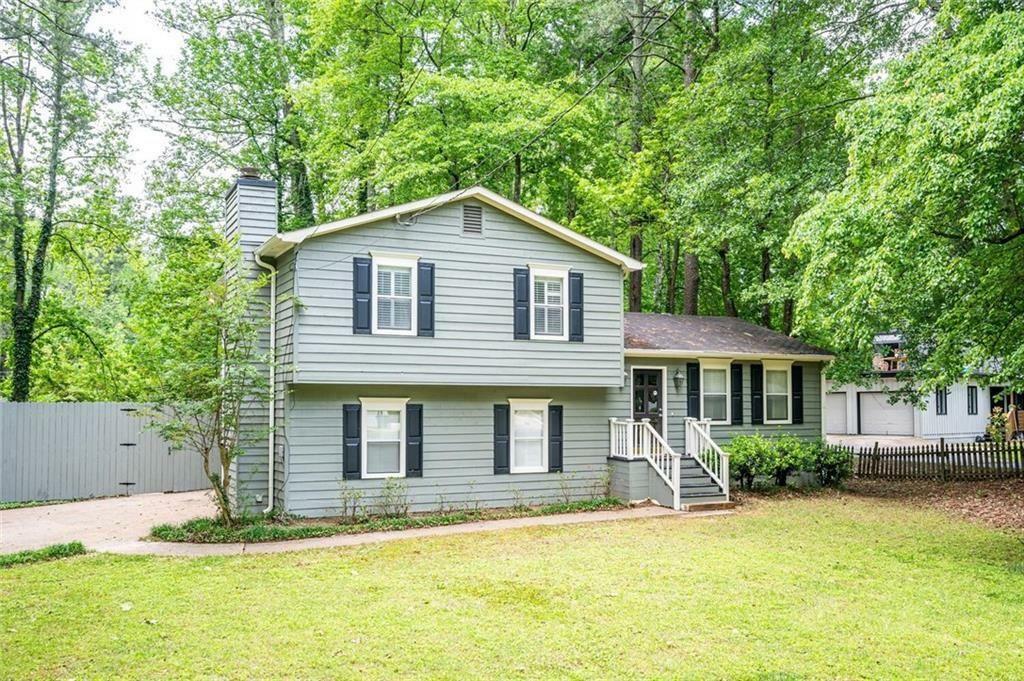 Property Photo: 1784 Halbro Drive GA 30062