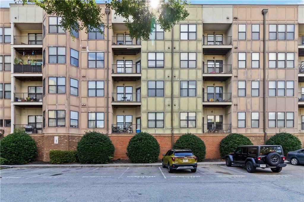 Property Photo:  898 Oak Street SW 1402  GA 30310 