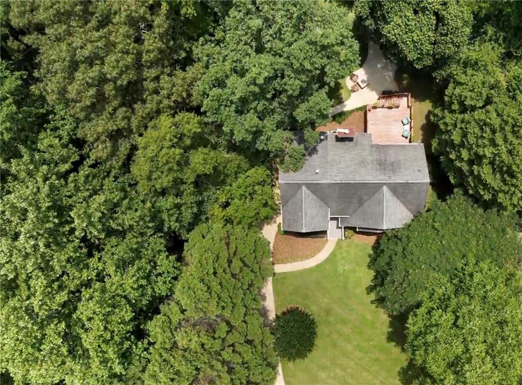 Property Photo: 5020 Bayberry Drive GA 30040