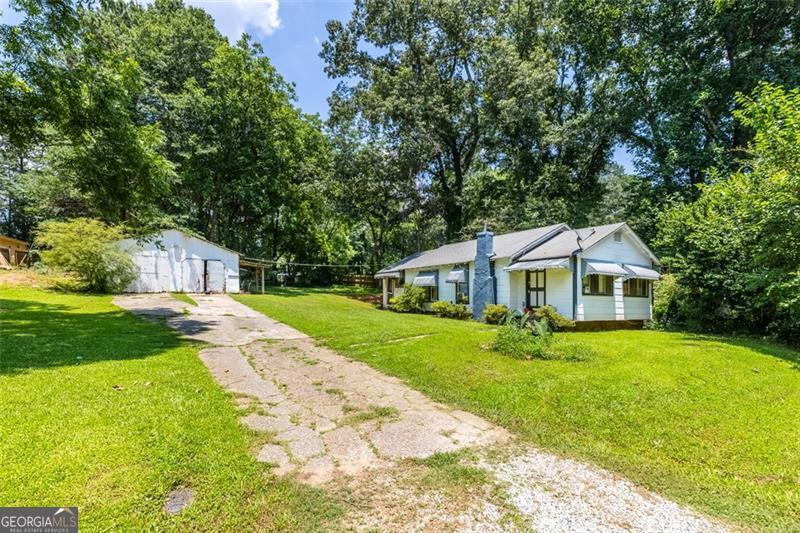 Property Photo: 1054 Hillcrest Drive GA 30316