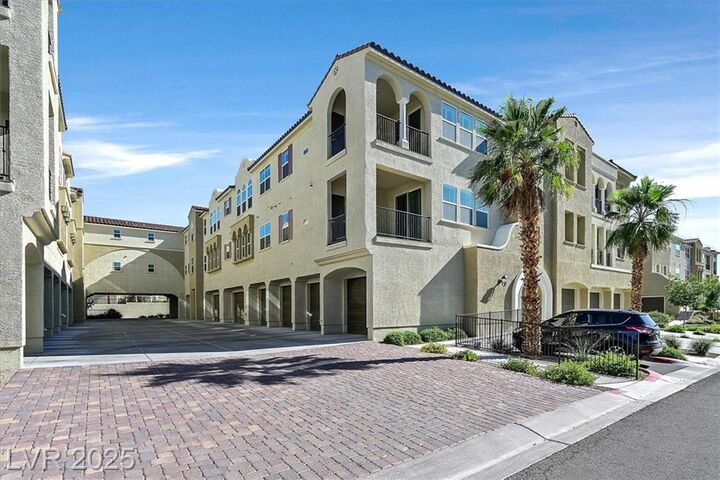Property Photo:  2555 Hampton Road 4306  NV 89052 