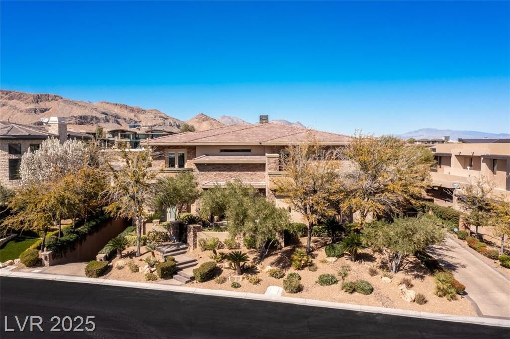 Property Photo: 30 Meadowhawk Lane NV 89135