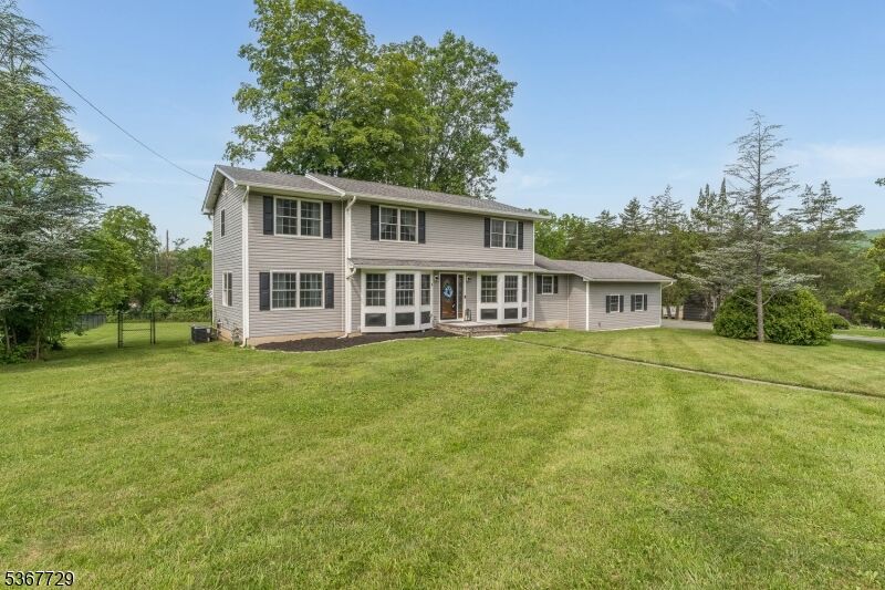 Property Photo:  5 Mountain View Ave  NJ 07853 