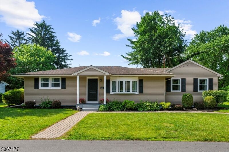 Property Photo: 129 Francis St NJ 08865